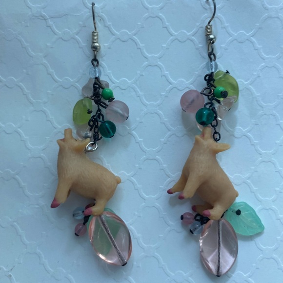 Charlotte piglet web beaded earrings figure miniature pig farm prairie - Picture 2 of 3